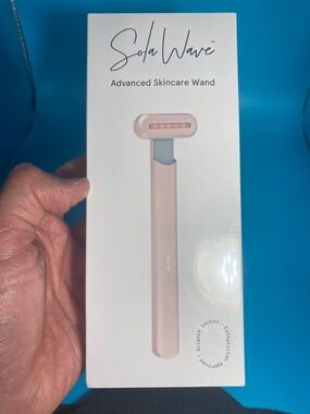 SolaWave Advanced Skincare Wand